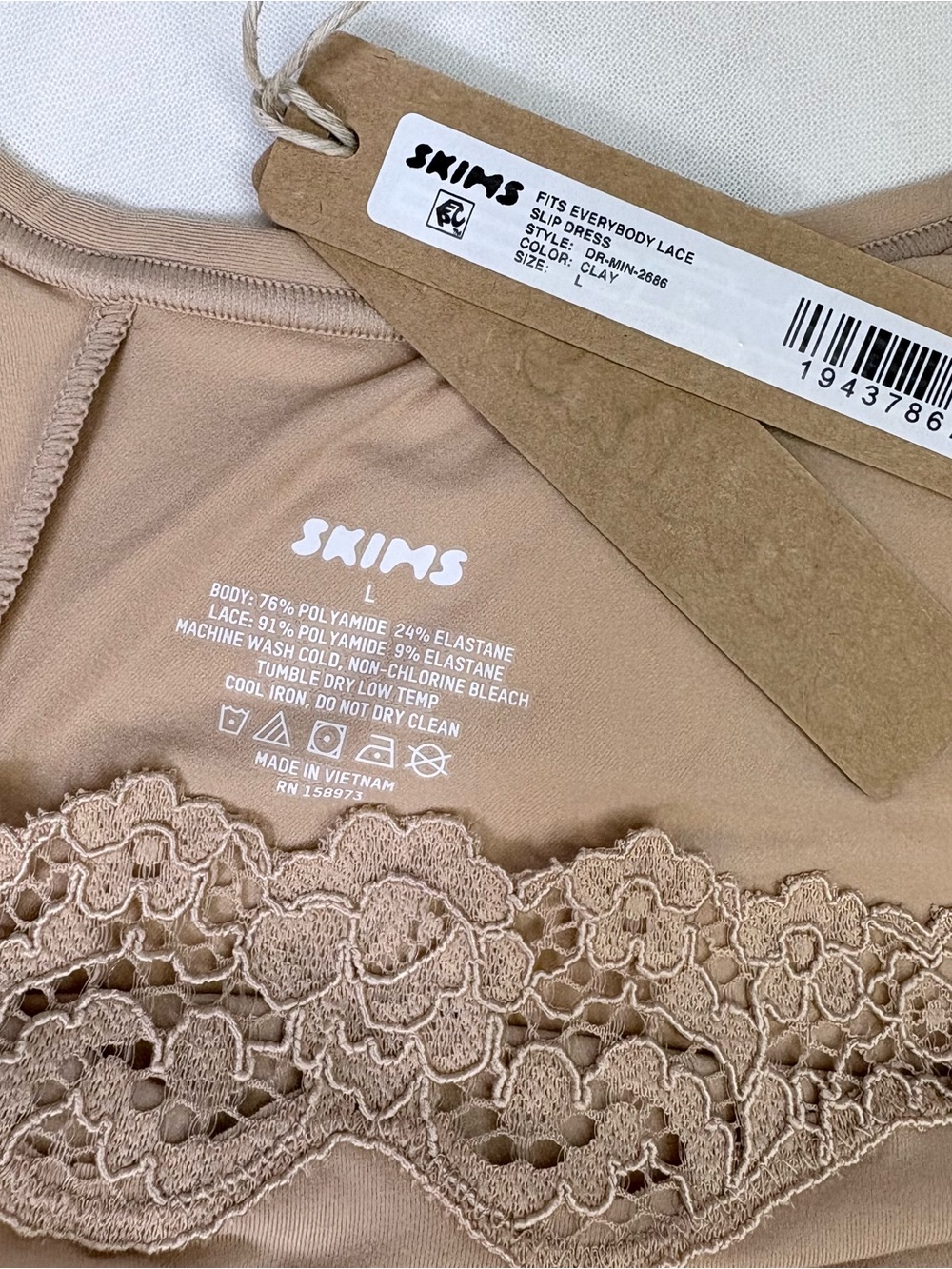 SKIMS Fits Everybody Slip Dress Lace Trim in Clay Size L